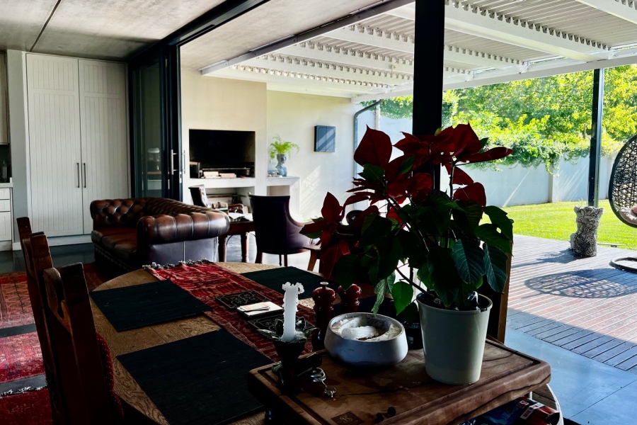 3 Bedroom Property for Sale in Highlands Western Cape